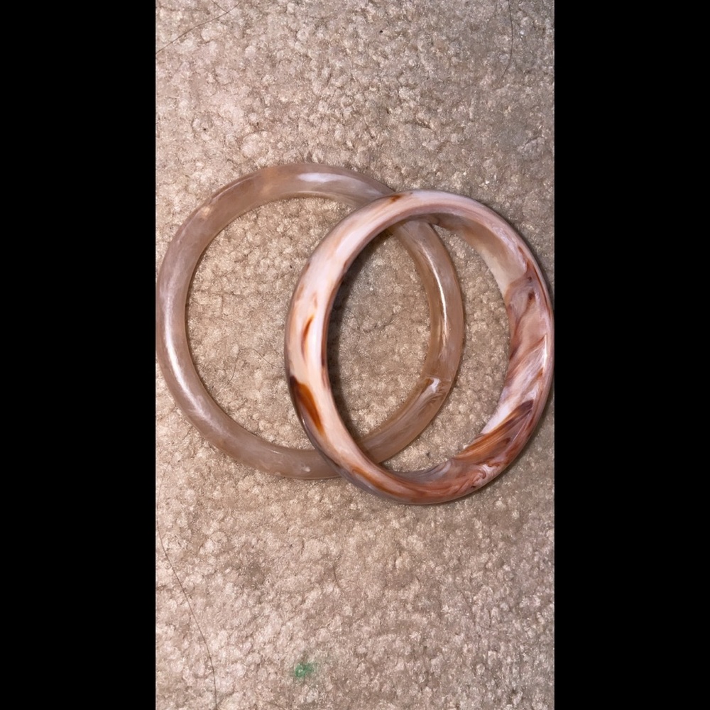 Brown jade bangles